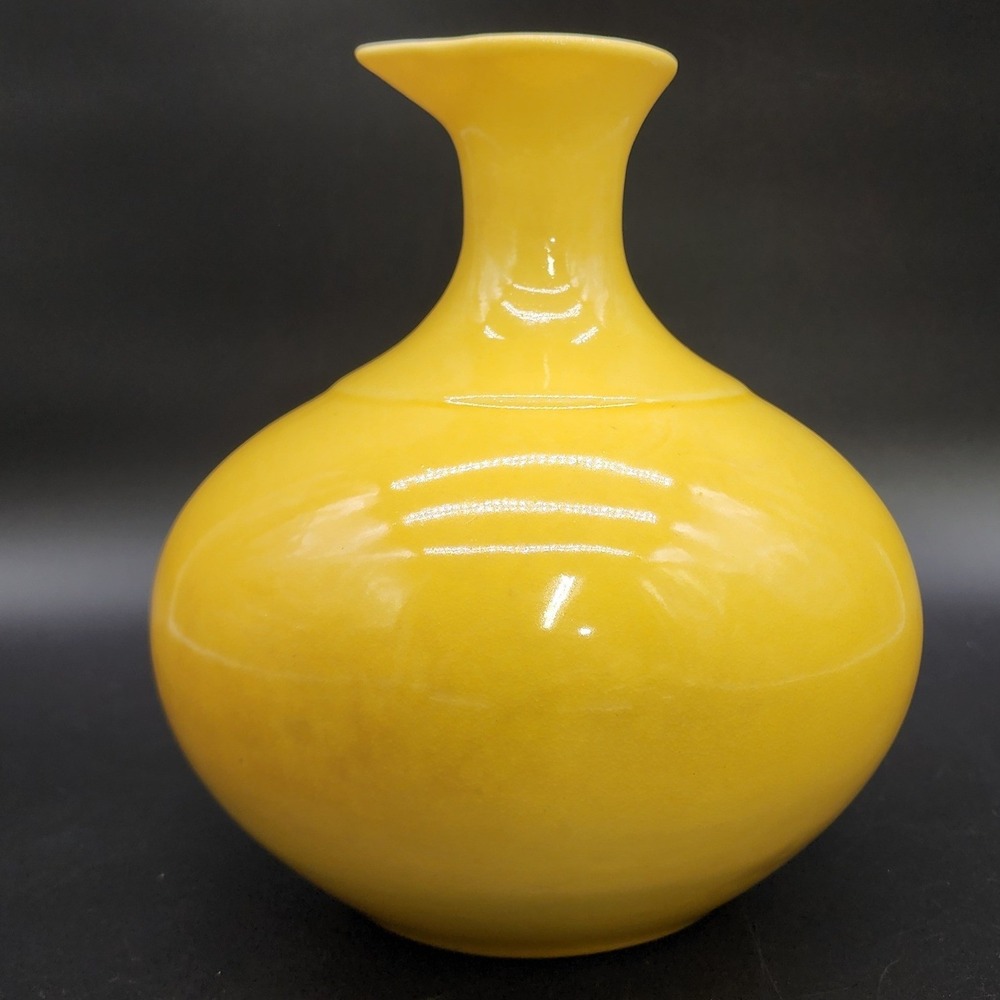 Red Wing Yellow Vintage 1930s Rumrill Carafe Body Vase 565 Art Deco MCM Pottery